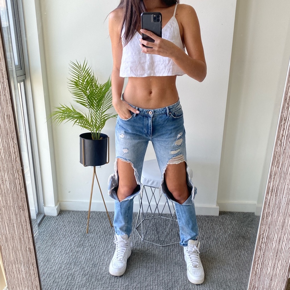 Zara ripped jeans SOLD